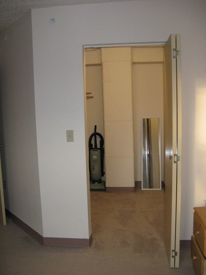 McKinley Tower Apartments - Photo 7 of 9