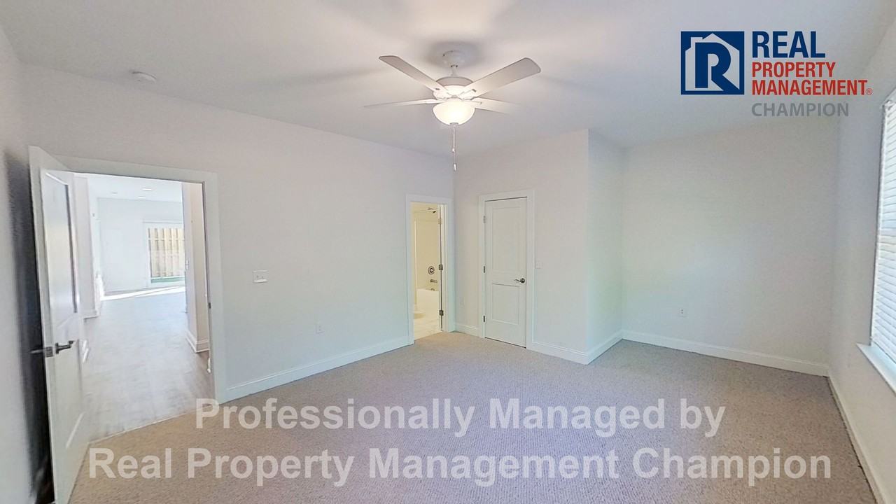 The Pinnacle Townhomes - Photo 7 of 50