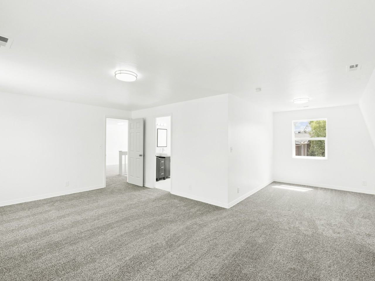 1630 Ridgemark Drive - Photo 5 of 27