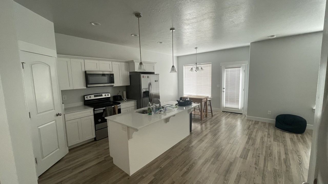 16188 South Truss Drive - Photo 2 of 28