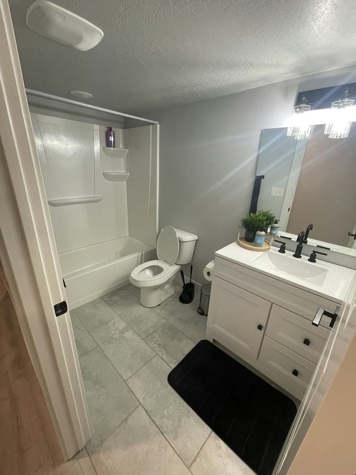 201 North 20 West - Photo 5 of 15