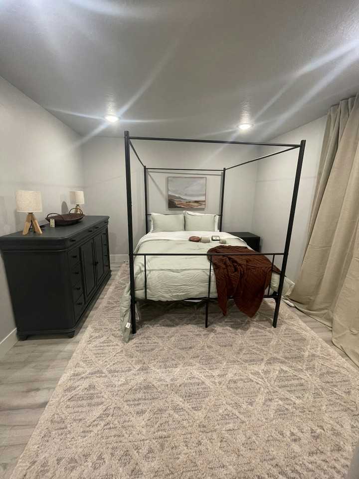 201 North 20 West - Photo 7 of 15