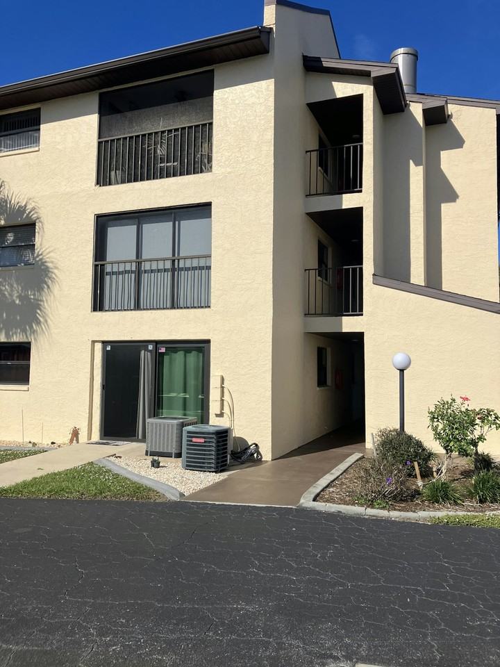 2395 Harbor Boulevard, Unit 205 - Photo 2 of 22