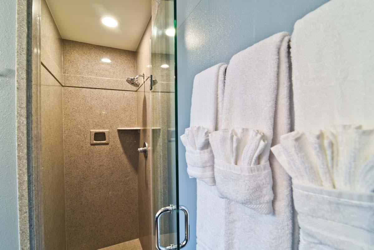 1031 10th Street - Photo 7 of 38