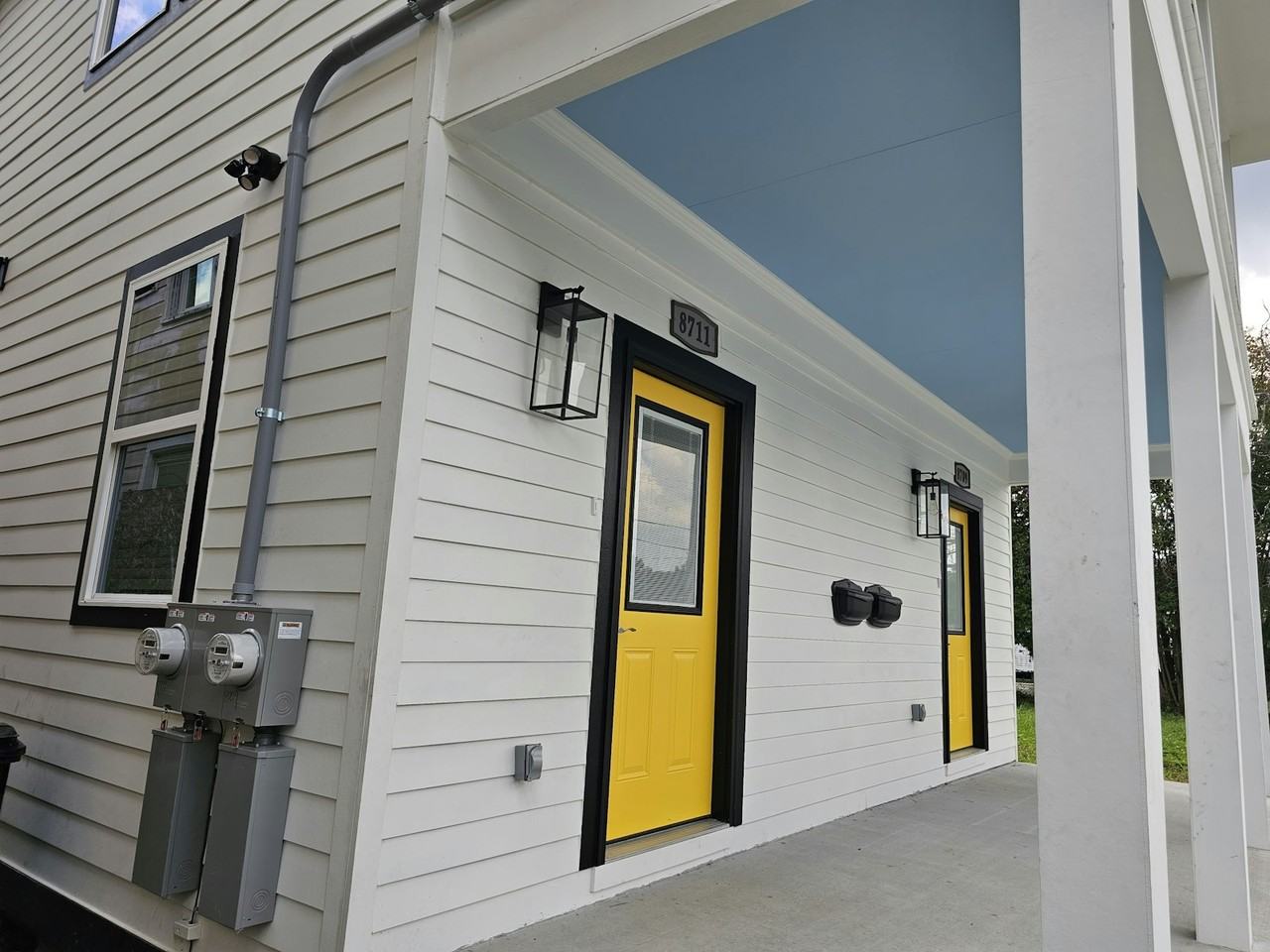 8709 Apricot Street - Photo 4 of 48