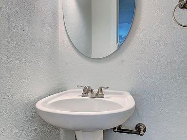 1906 Hearthstone Drive, Unit 4 - Photo 3 of 17