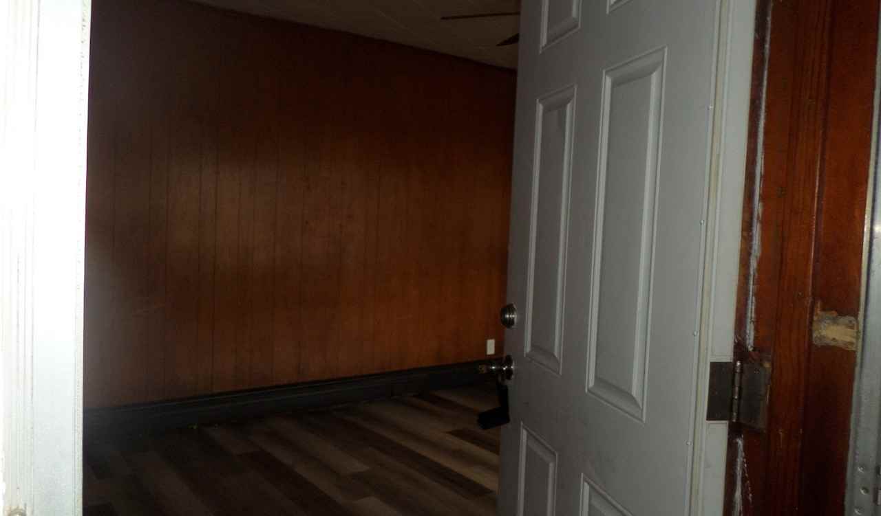 247 Baldwin Ave - Photo 2 of 35