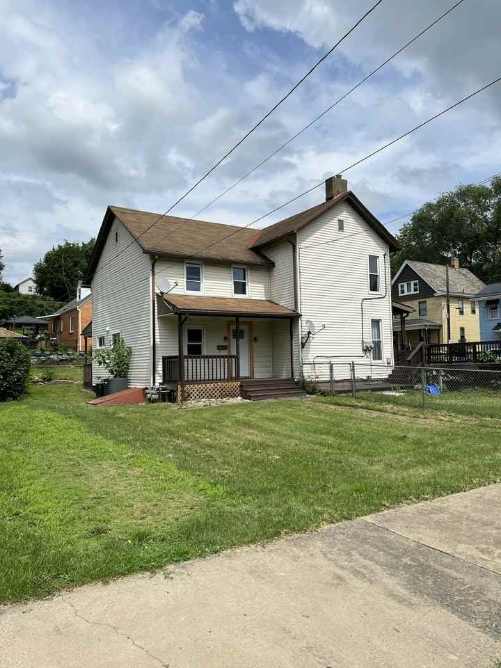 605 8th St #REAR - Photo 2 of 28