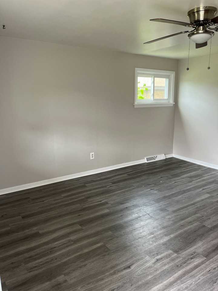 605 8th St #REAR - Photo 3 of 28