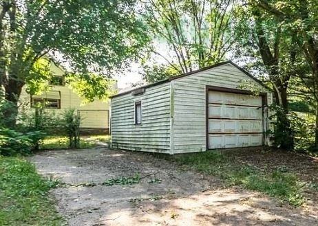 1507 South Livingston Street - Photo 7 of 8