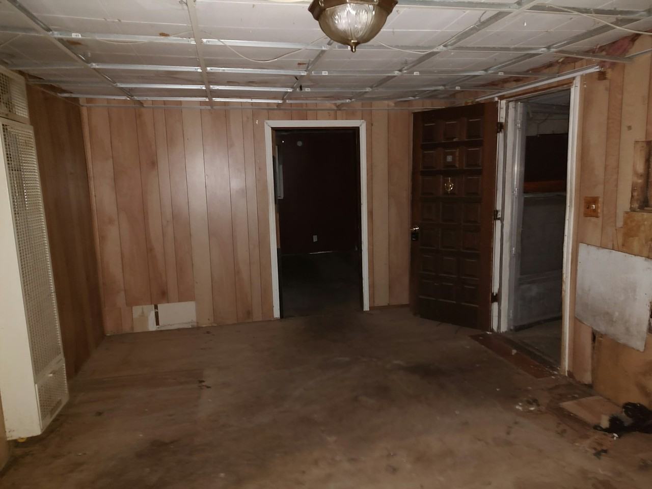 517 North Indiana Avenue - Photo 7 of 10