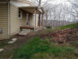 featured image of 1015 Petrey St Se