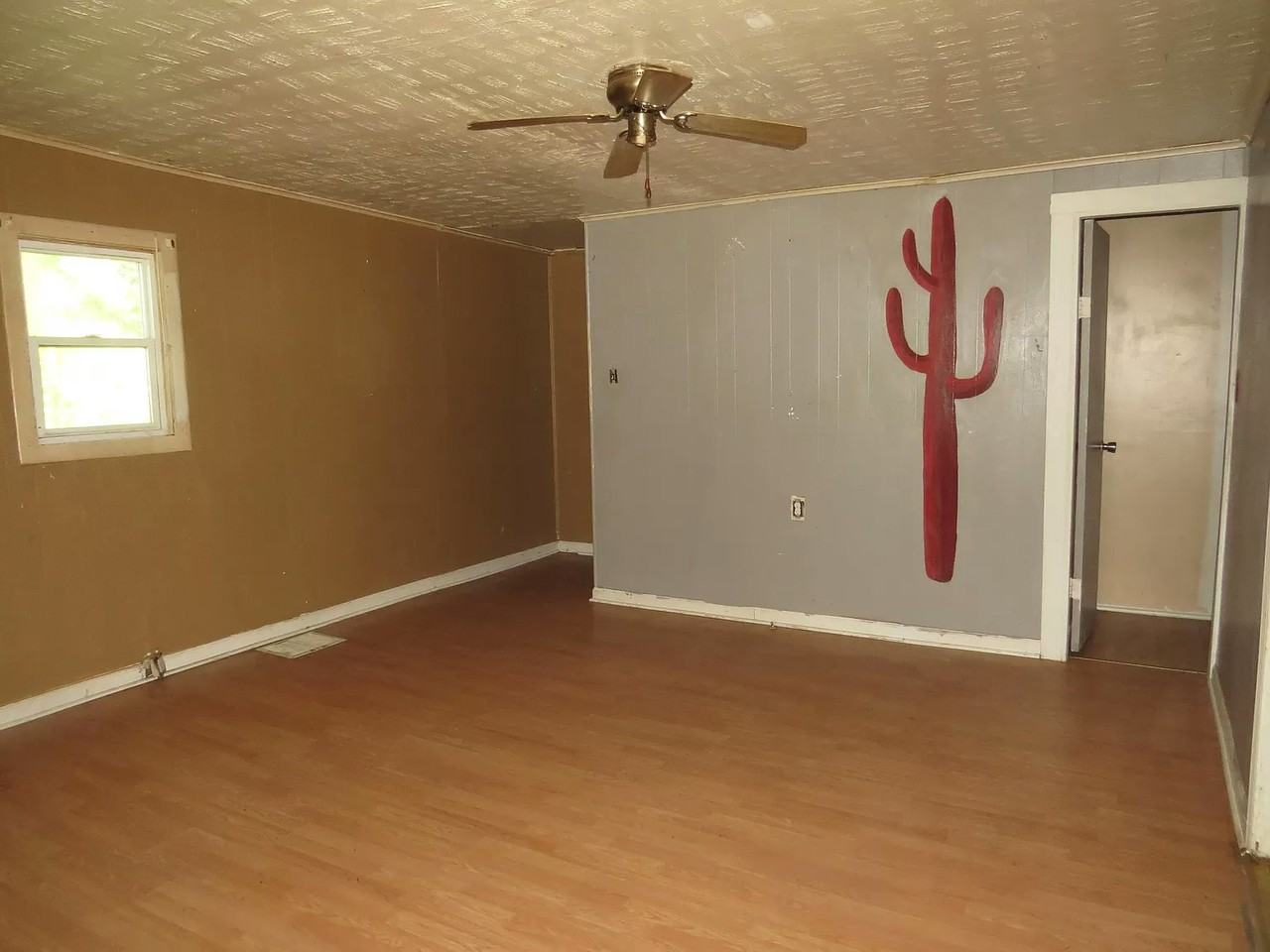 1015 Petrey Street Southeast - Photo 3 of 6