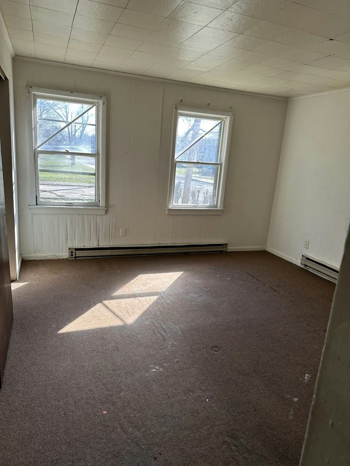 1540 West Kettelle Street - Photo 5 of 5