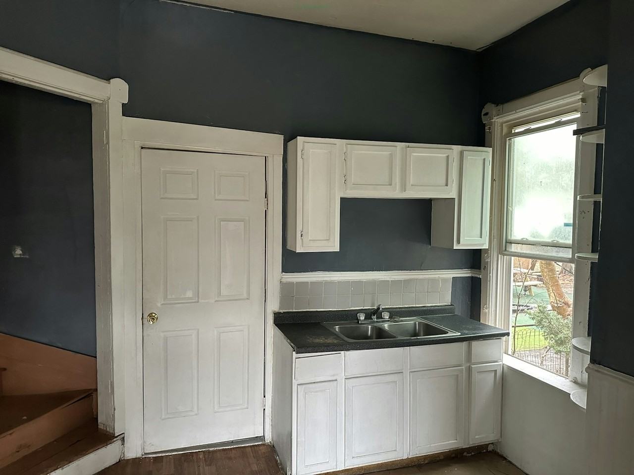800 East Nebraska Avenue - Photo 6 of 8