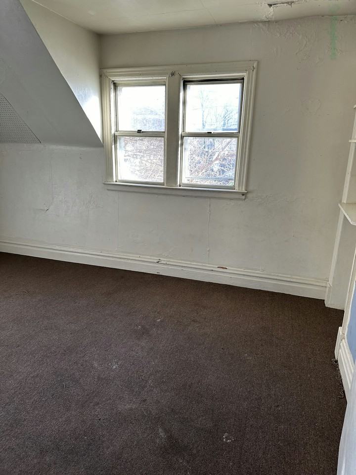 1003 West Columbia Terrace - Photo 7 of 11