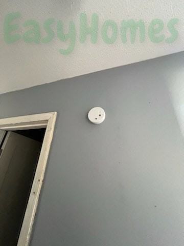 515 McBride Circle South - Photo 2 of 5