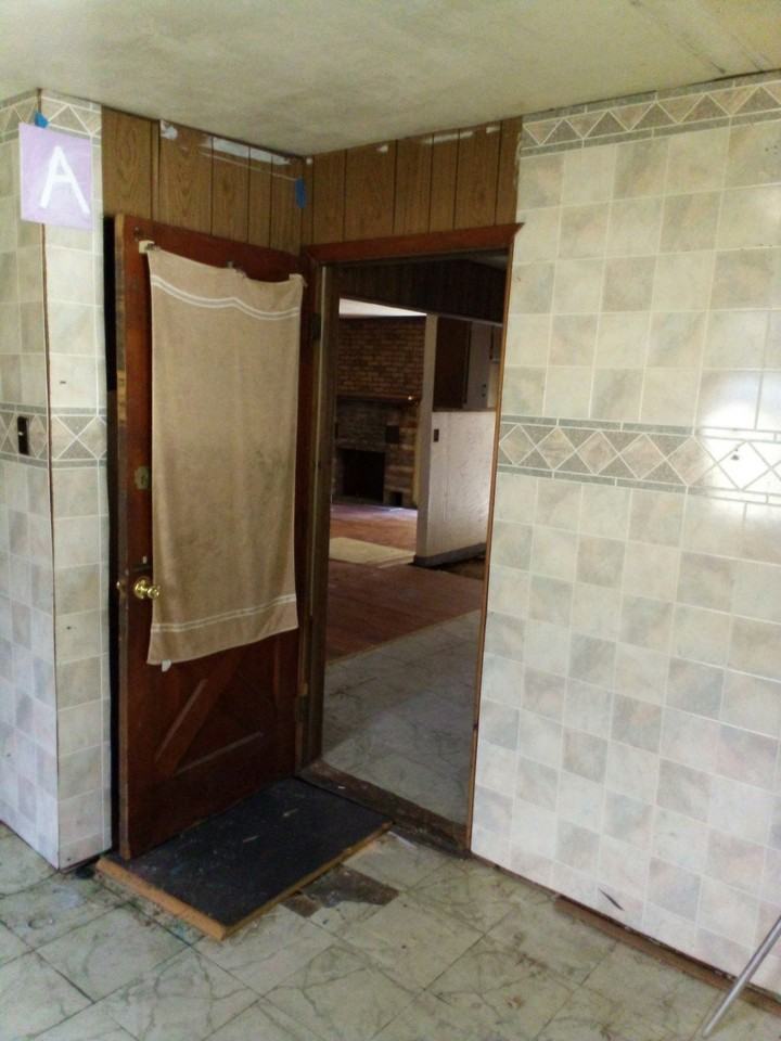 313 Station Street - Photo 5 of 10