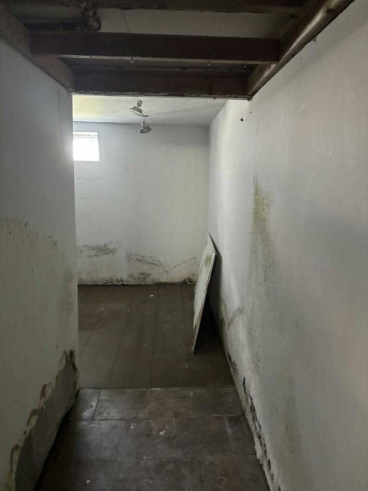 2121 North Prospect Road - Photo 5 of 19