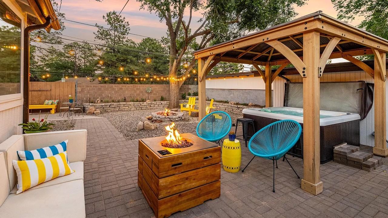 3650 North Loma Vista Drive - Photo 3 of 44