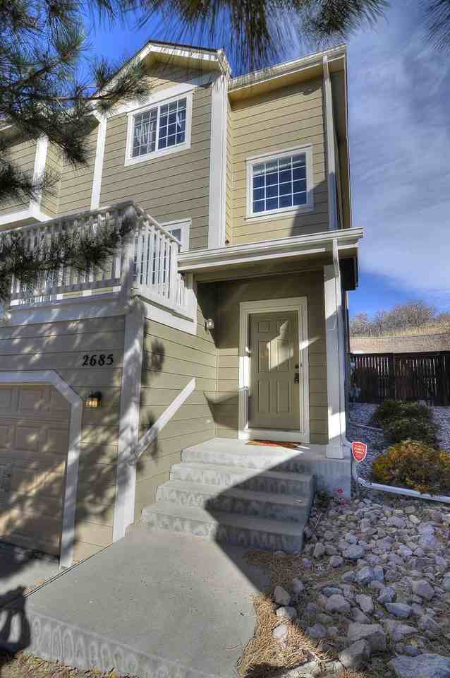 2685 Live Oak Court - Photo 2 of 36