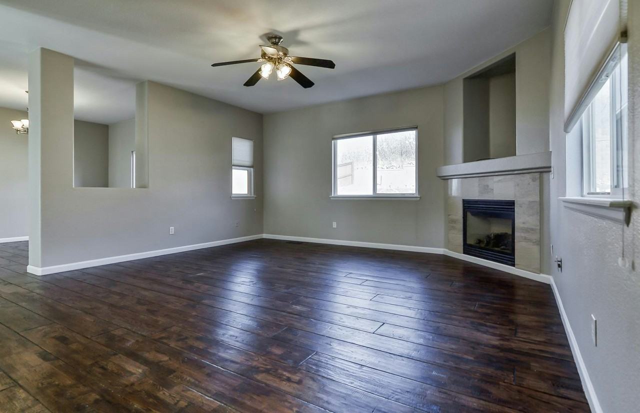 2685 Live Oak Court - Photo 4 of 36