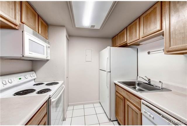 10313 East Peakview Avenue, Unit H-101 - Photo 4 of 17