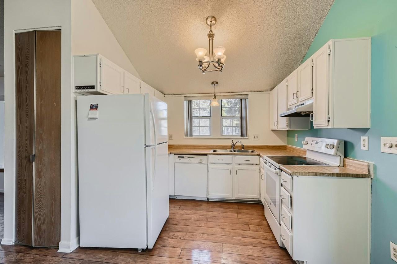 16955 East Piedmont Drive, Unit A - Photo 2 of 13