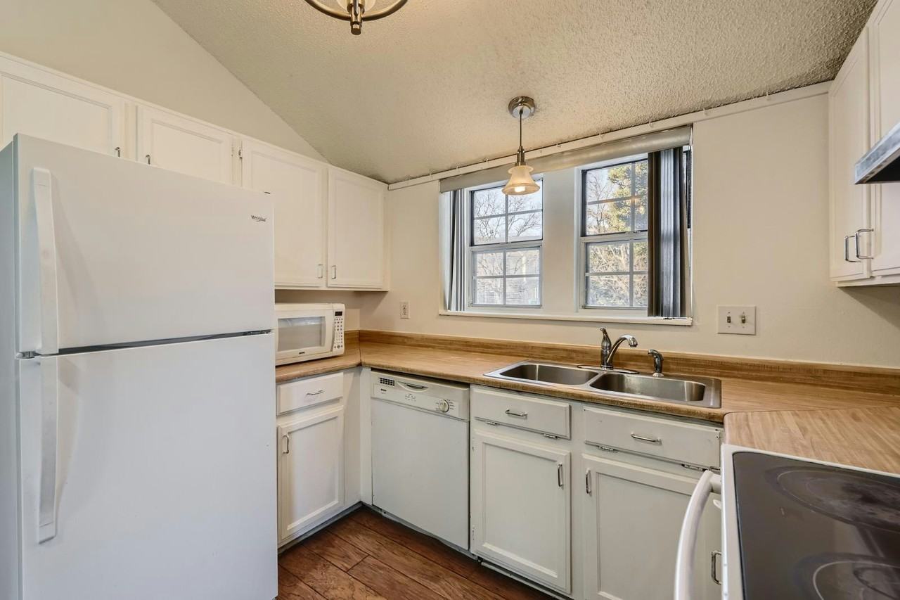 16955 East Piedmont Drive, Unit A - Photo 3 of 13
