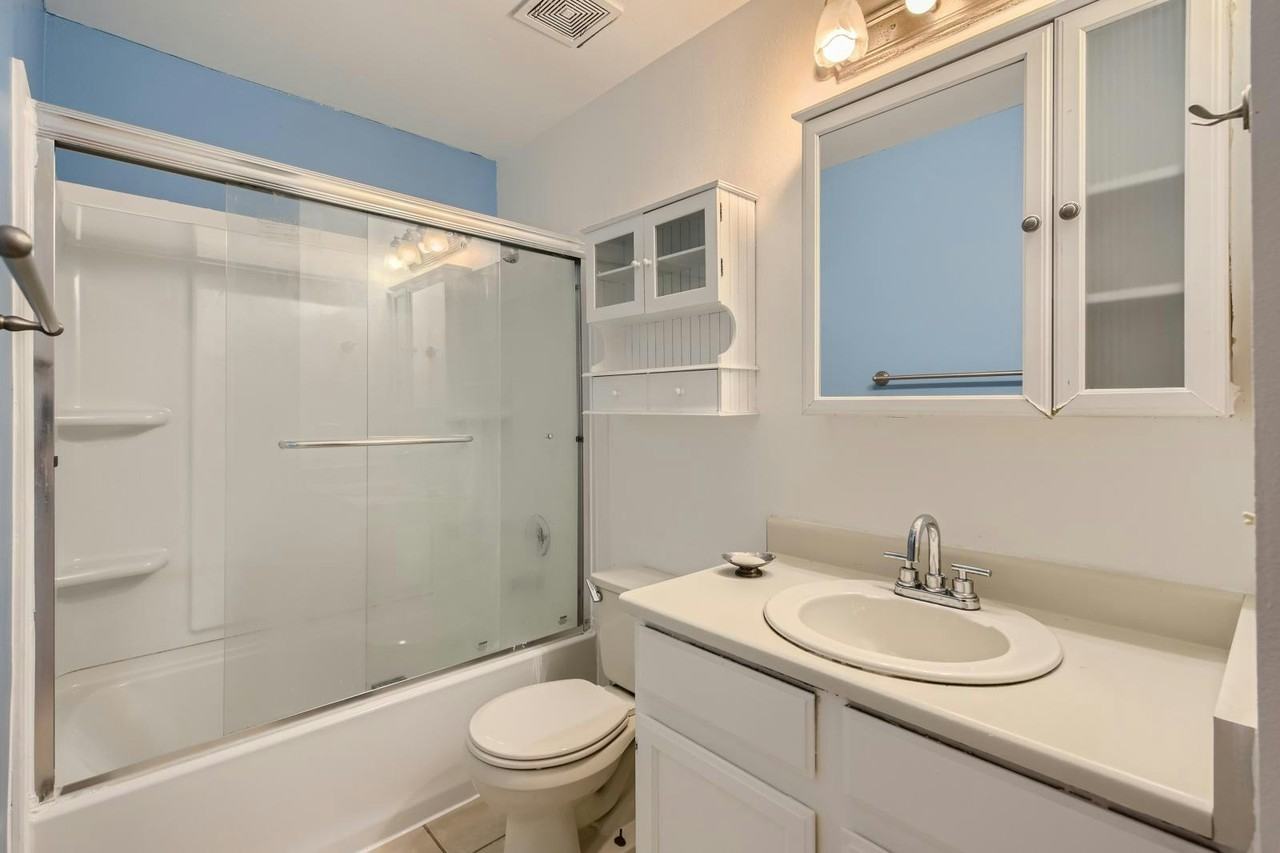 16955 East Piedmont Drive, Unit A - Photo 7 of 13