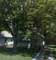 featured image of 2214 N Linsley St