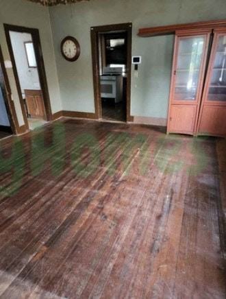 3598 East 75th Street - Photo 4 of 9