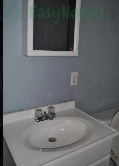 824 South Main Street - Photo 7 of 9