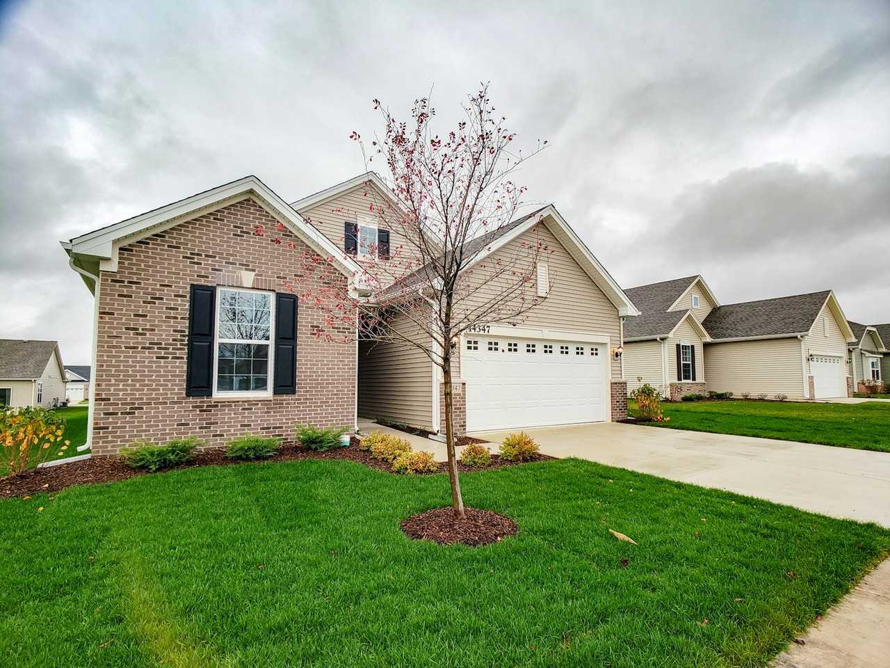 14347 Clover Avenue - Photo 2 of 15