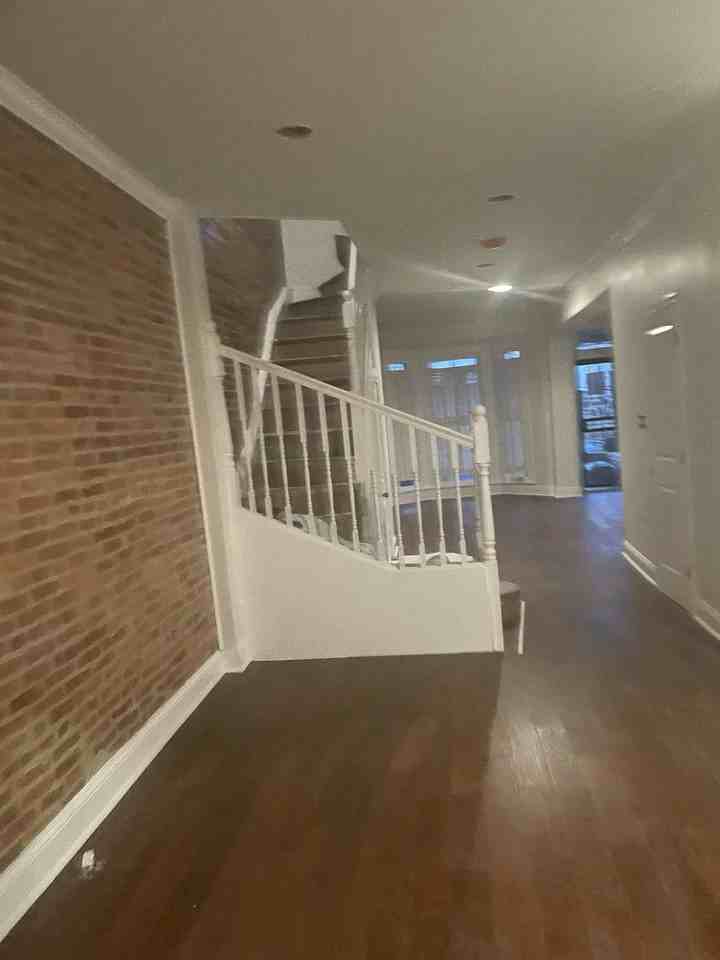 2921 Riggs Avenue - Photo 4 of 10