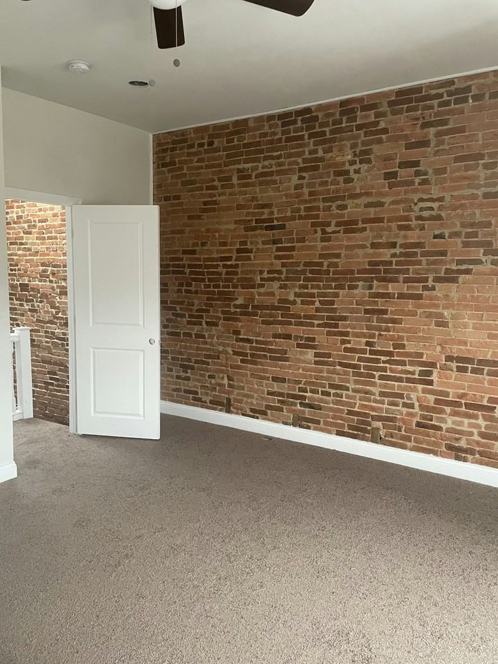 2921 Riggs Avenue - Photo 7 of 10