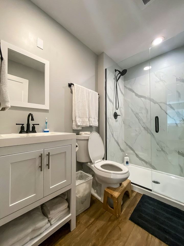 2715 Northeast Weidler Street, Unit 2715 - Photo 3 of 12