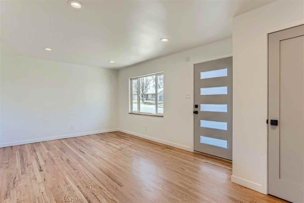 1832 S Raleigh St - Photo 2 of 13