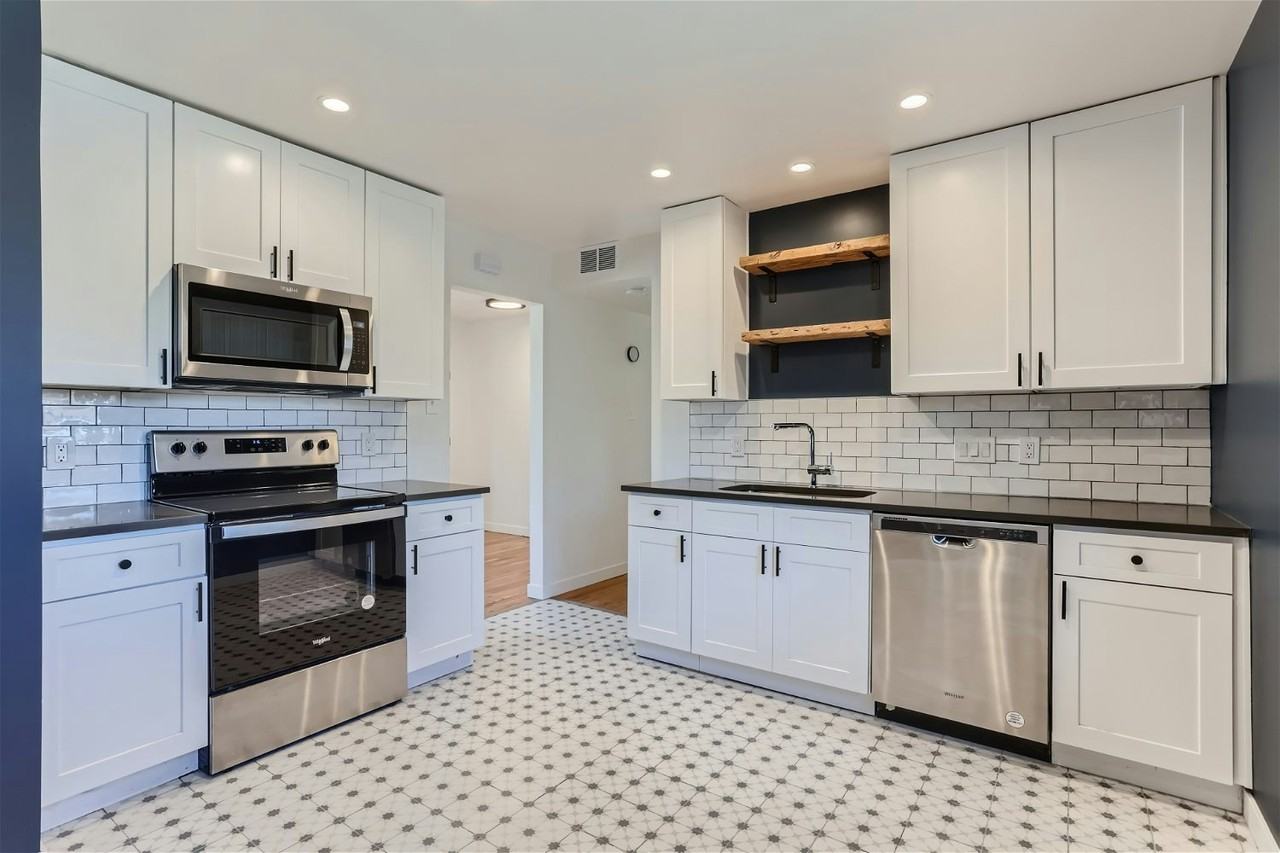 1832 S Raleigh St - Photo 3 of 13