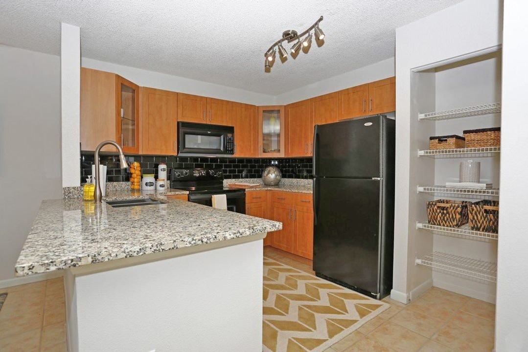 Parker's Landing Drive, Unit 255236 - Photo 4 of 13