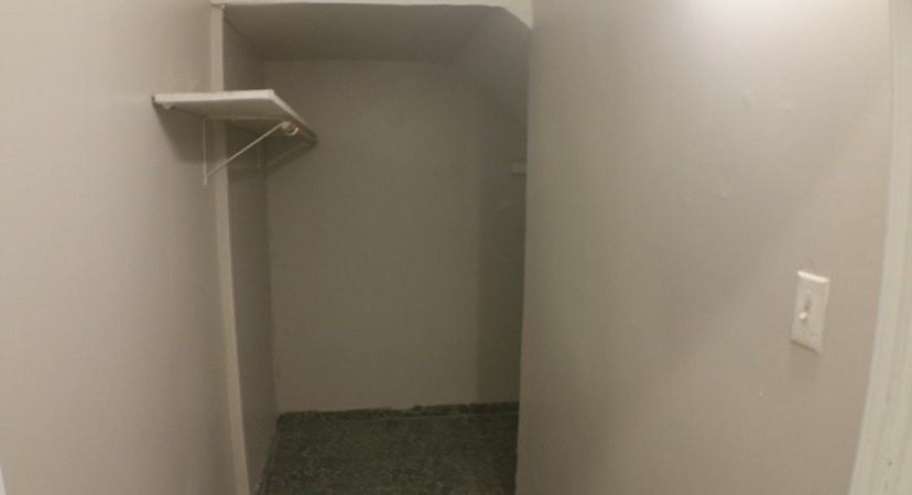 1138 West Ashby Place, Unit 1 - Photo 3 of 8