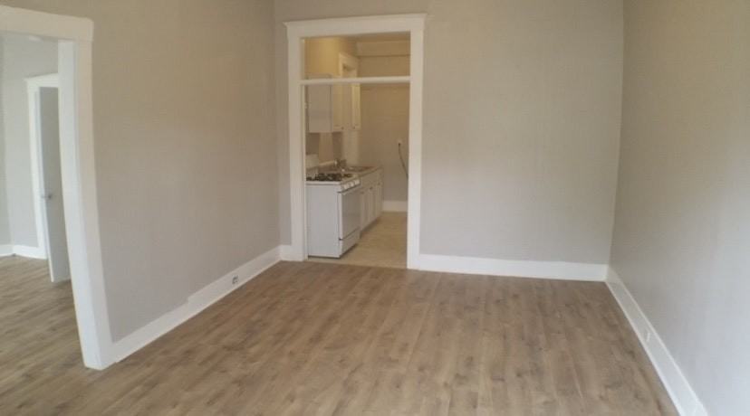 1138 West Ashby Place, Unit 1 - Photo 4 of 8