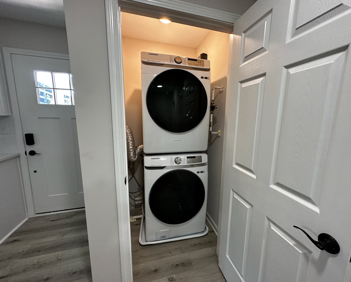 1100 Holly Street Northwest, Unit A - Photo 6 of 13