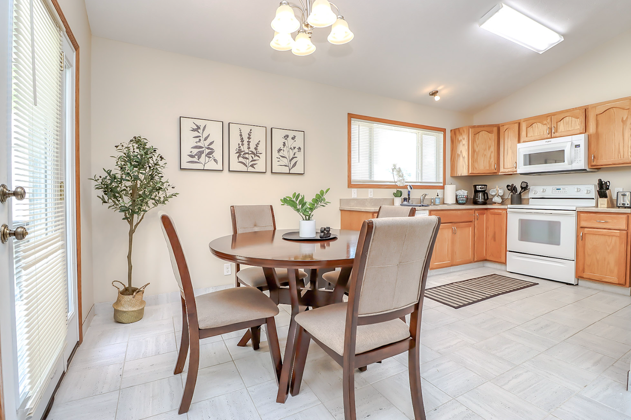 4032 North 56th Street, Unit A - Photo 7 of 31