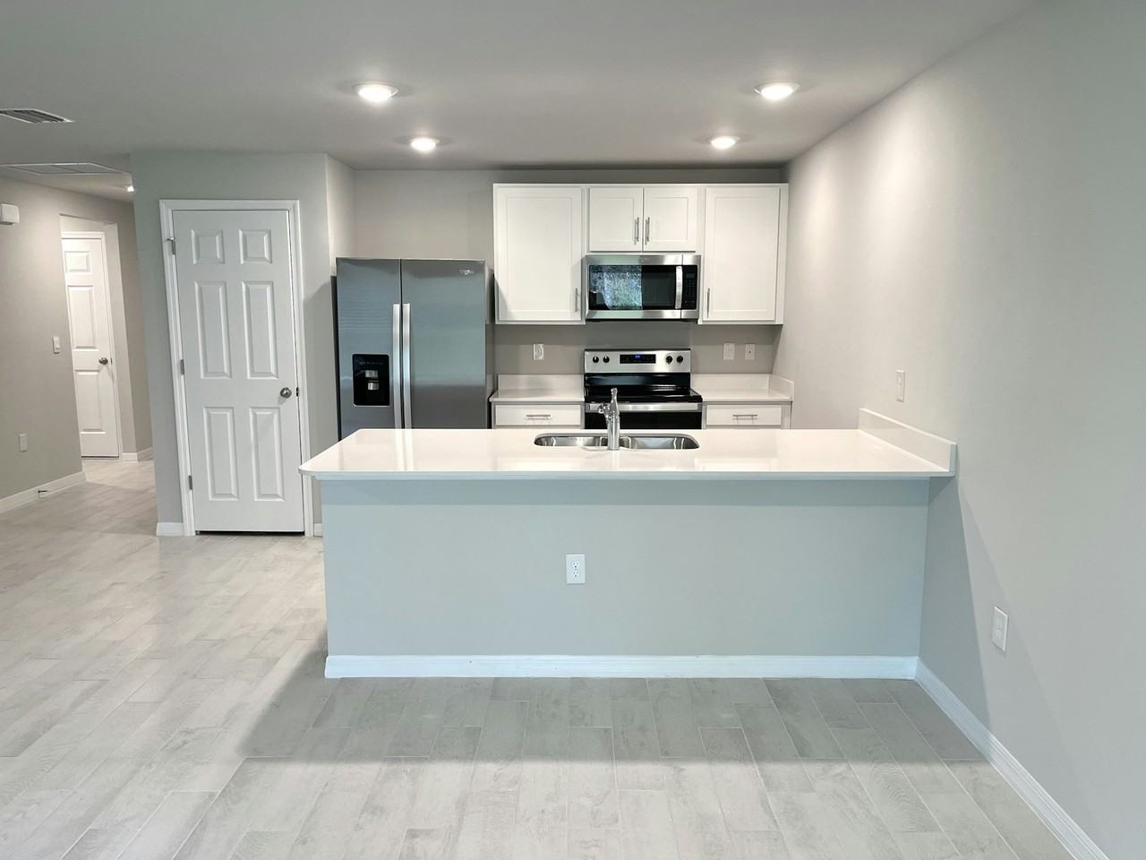 3020 North Lakewood Road - Photo 2 of 18