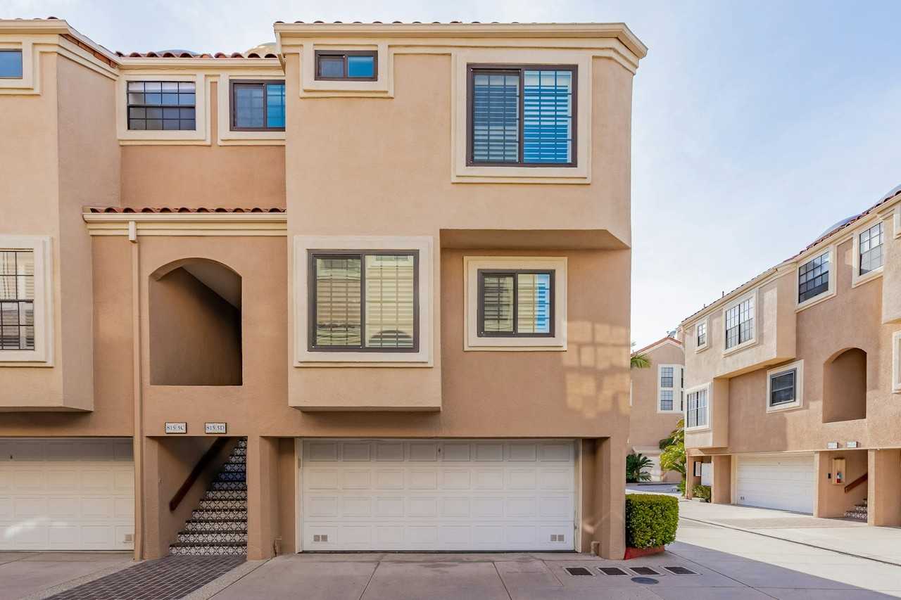 815 West 15th Street, Unit 5D - Photo 2 of 20