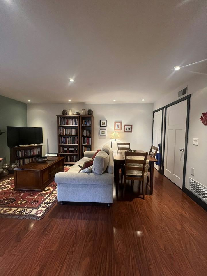 5194 Makati Circle - Photo 7 of 19