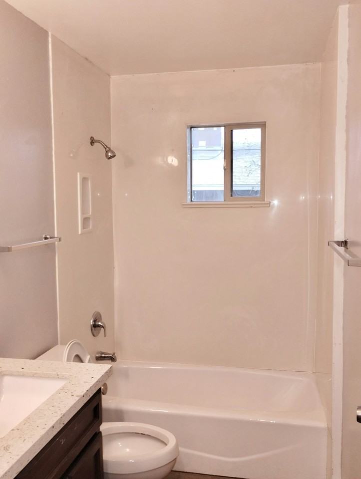 1833 East Harvard Street, Unit 2 - Photo 2 of 7