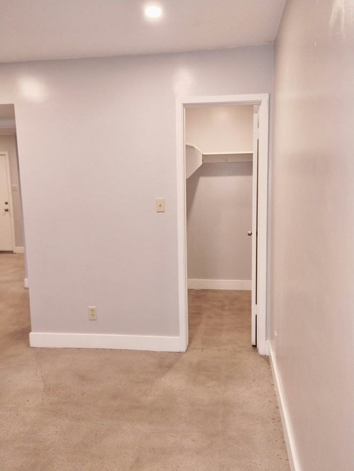 1833 East Harvard Street, Unit 2 - Photo 3 of 7