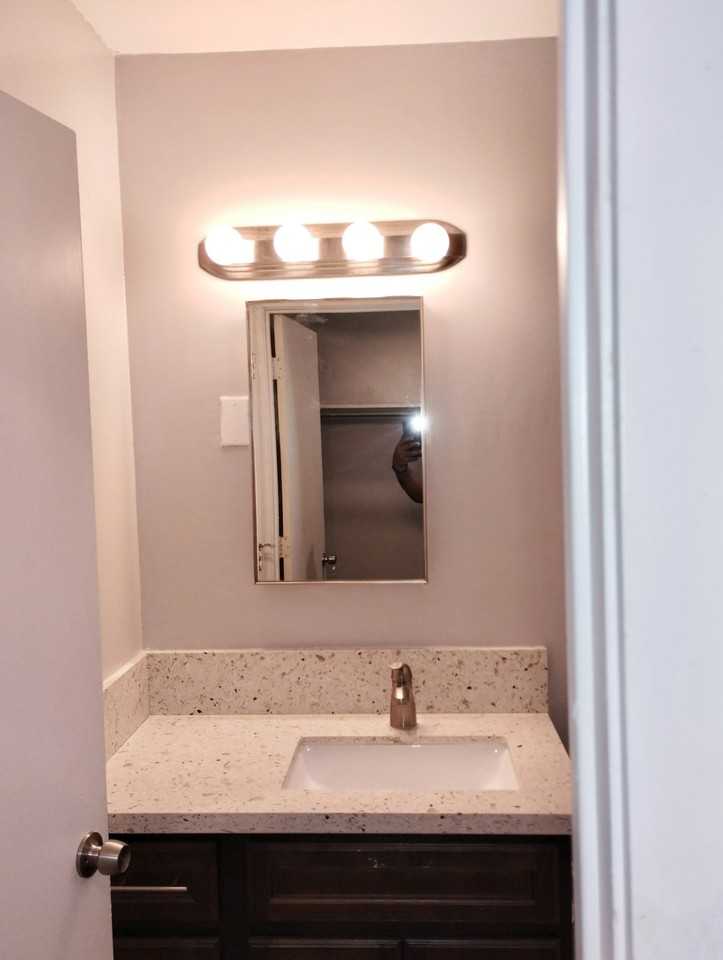 1833 East Harvard Street, Unit 2 - Photo 5 of 7